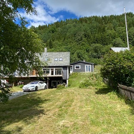 Oppheim-Myrkdalen privat hytte Vossestrand Eksteriør bilde